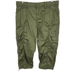 Style Co Womens Olive Green Capri Cargo Pants Size 12 Comfort Waist Mid Rise New
